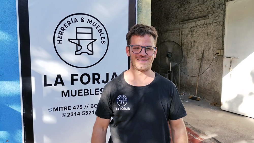 La Forja: la f&aacute;brica de muebles de hierro y madera que conquista Bol&iacute;var 
